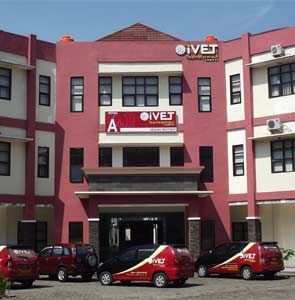 Program Kelas Shift Universitas IVET Semarang Nomor Foto Home 2